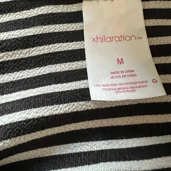 XHILARATION BLACK &White Striped oversized short sleeve peasant top size medium - Picture 5 of 8